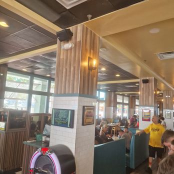 Downtown Diner - Food was average at best. Server was really friendly and happy to tip him but the women with glasses front of house was really rude - Diners Near Me - Celebration, Florida Downtown Diner - Food was average at best. Server was really friendly and happy to tip him but the women with glasses front of house was really rude - Diners Near Me - Celebration, Florida