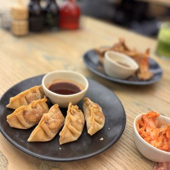 Wagamama - Duck Gyoza, not very flavorful - Asian Fusion Near Me - London, XGL Wagamama - Duck Gyoza, not very flavorful - Asian Fusion Near Me - London, XGL
