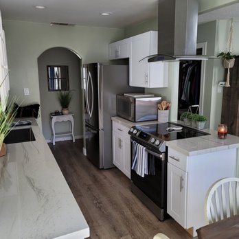 Emerald Tile and Stone - a kitchen and dining room - General Contractors Near Me - Rocklin, California Emerald Tile and Stone - a kitchen and dining room - General Contractors Near Me - Rocklin, California