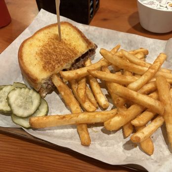 Redland Cafe - American Near Me - Oregon City, Oregon