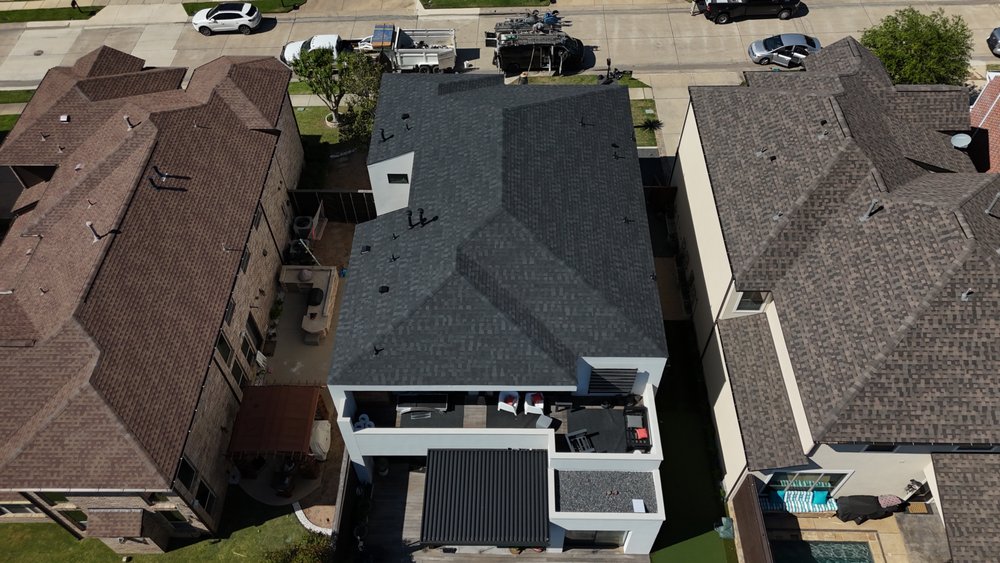 Slide of Hardy Built