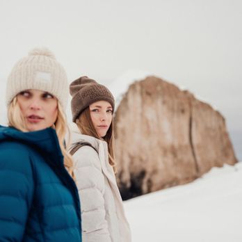 Prairie Summit Shop - Parkas & Puffy jackets from The North Face at the Prairie Summit Shop - Sports Wear Near Me - Winnipeg, Manitoba Prairie Summit Shop - Parkas & Puffy jackets from The North Face at the Prairie Summit Shop - Sports Wear Near Me - Winnipeg, Manitoba