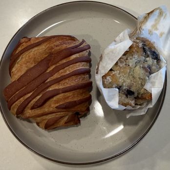 Annie's Cafe and Bar - Bars Near Me - Austin, Texas