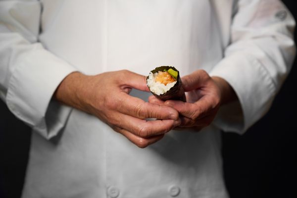 OMAKAI hand roll bar by null