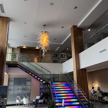 Moonrise Hotel - Lobby - Hotels Near Me - Saint Louis, Missouri