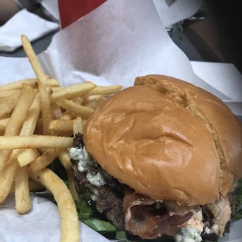 Ty's Burger House - Bacon & Bleu Burger was so yummy! The 1/3 lb burger was nice sized and they definitely were not skimpy on toppings.  Will come back again! - Burgers Near Me - Oceanside, California