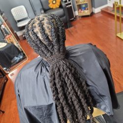 Elegant Aesthetics - Retwist and Style