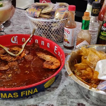 Fish N Tails Oyster Bar - Complete - Seafood Near Me - Plano, Texas
