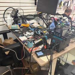 Victor Shoe Repair - Inside