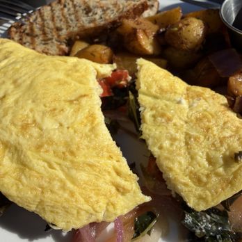 Sausalito Equator - Veggie Omelet - Coffee & Tea Near Me - Sausalito, California Sausalito Equator - Veggie Omelet - Coffee & Tea Near Me - Sausalito, California