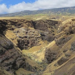 Piilani Highway - Backside of Road to Hana - Manawainui Canyon