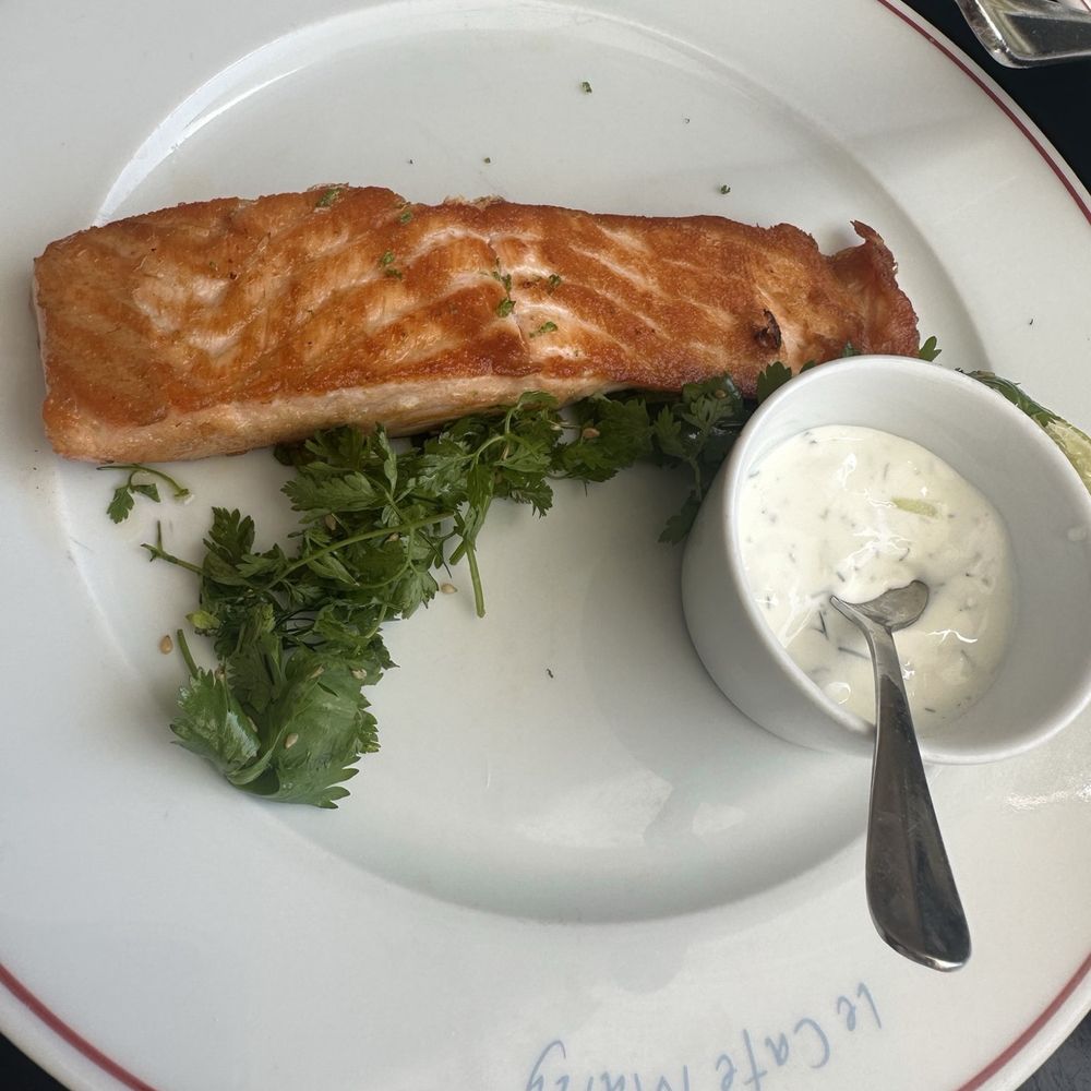 Le Café Marly - Salmon - French Near Me - Paris, 75 Le Café Marly - Salmon - French Near Me - Paris, 75