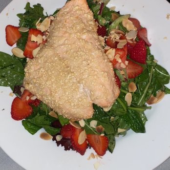 Baily's Old Town - Salmon salad - New American Near Me - Temecula, California