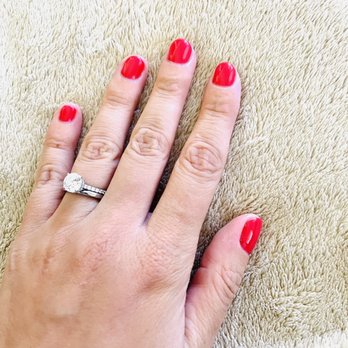 Pura Vida - Gel manicure - Hair Salons Near Me - Livingston, Montana