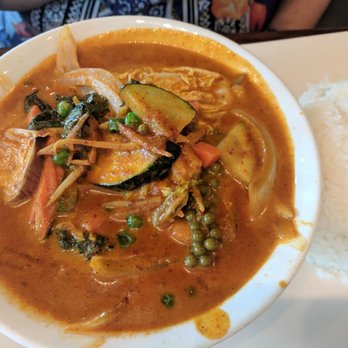 Sticky Rice - Chicken red curry with vegetables - Laotian Near Me - Murphy, Texas