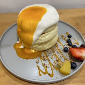 Motto Tea Cafe - Mango Sunshine Souffle Pancake - Bubble Tea Near Me - San Gabriel, California