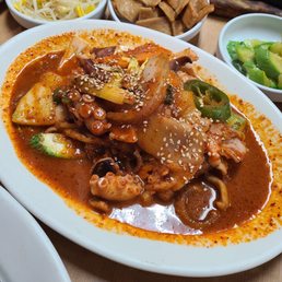 Pan Broiled Octopus with Vegetable Pan Broiled Octopus with Vegetable