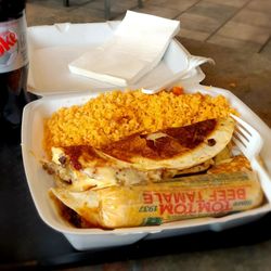 Tom's Carry Out - Quesadilla dinner