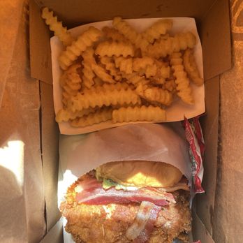 Shake Shack Walnut Creek - Burgers Near Me - Walnut Creek, California Shake Shack Walnut Creek - Burgers Near Me - Walnut Creek, California