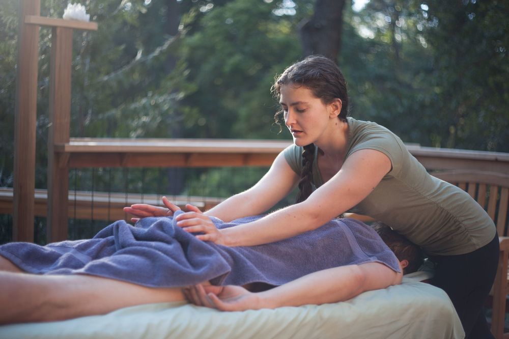 KayaMEYzing Massage Logo