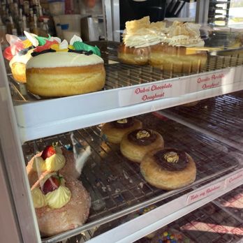 Friendly Donuts - Donuts Near Me - Orange, California Friendly Donuts - Donuts Near Me - Orange, California