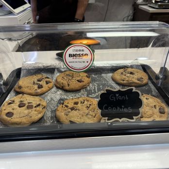 Coffeelandia - Bakeries Near Me - McAllen, Texas