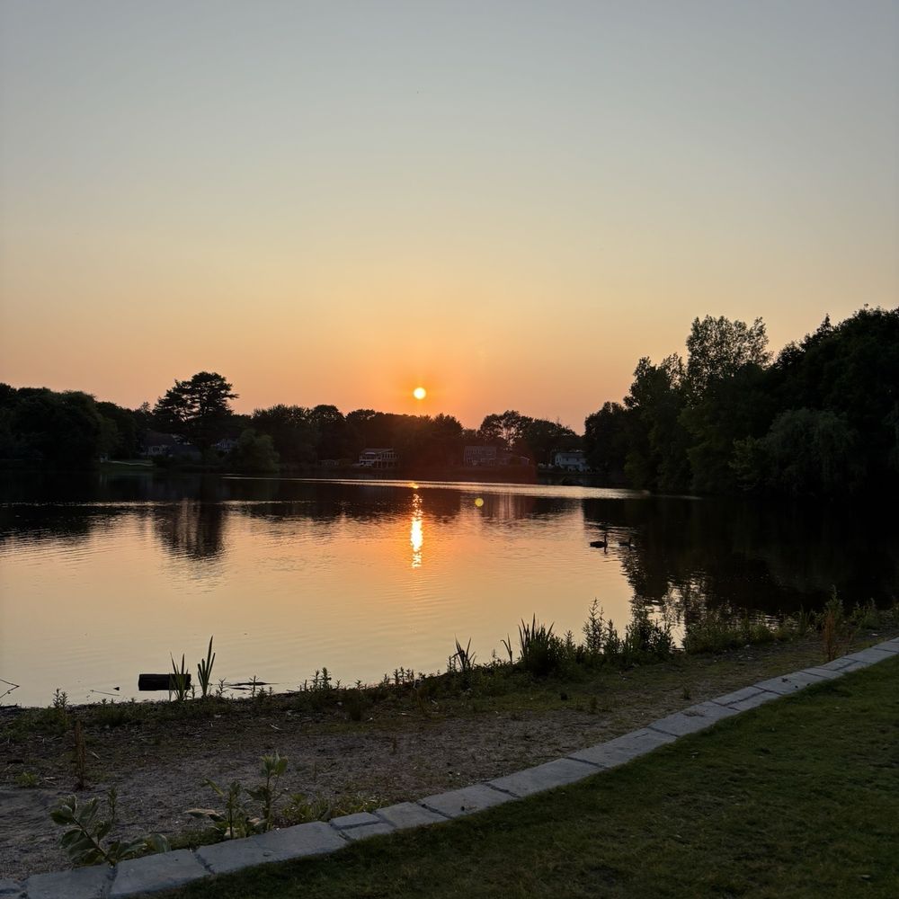 Fulton Pond and Park - Fulton pond, mansfield. - Parks Near Me - Mansfield, Massachusetts