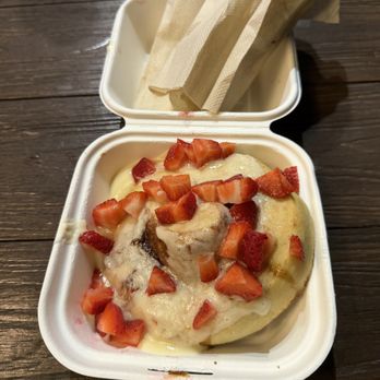 Cinnaholic - The greatest cinnamon roll in town - Bakeries Near Me - Los Angeles, California Cinnaholic - The greatest cinnamon roll in town - Bakeries Near Me - Los Angeles, California