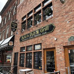 Bello's Pub & Grill