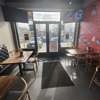 Tandoori Pizza - Inside - Pizza Near Me - Bellerose, New York Tandoori Pizza - Inside - Pizza Near Me - Bellerose, New York