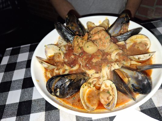 Covino's Pasta & Pizza by null