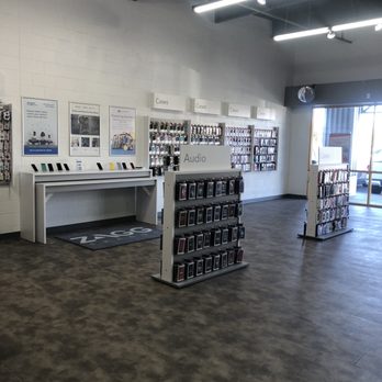 CPR Cell Phone Repair - Inside the store - Mobile Phone Repair Near Me - Sand City, California