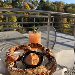 Missing Mountain Brewing - Pretzel and beer cheese