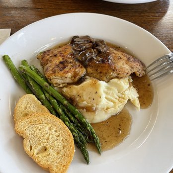 Katharine & Company - Chicken Marsala Special - New American Near Me - Beaumont, Texas