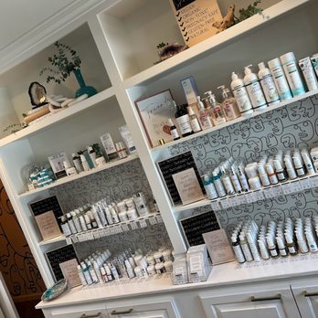 Facial Lounge - The Facial Lounge products - Skin Care Near Me - Corona Del Mar, California Facial Lounge - The Facial Lounge products - Skin Care Near Me - Corona Del Mar, California