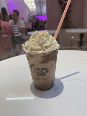 Café Lola by null