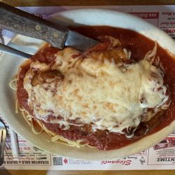 Elegante Restaurant & Pizzeria - Chicken parmigiana with spaghetti