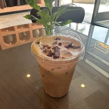 Habibi's - Iced Damask Rose Latte - Cafes Near Me - Fullerton, California