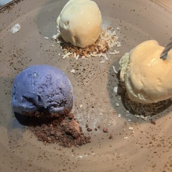 Traveler's Table - Trio ice cream - Cocktail Bars Near Me - Houston, Texas Traveler's Table - Trio ice cream - Cocktail Bars Near Me - Houston, Texas