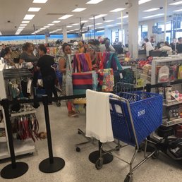 25 minute line to check out, this place is a zoo