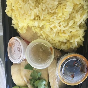 Bo’s Kitchen - White chicken with chicken flavored rice - Chicken Wings Near Me - Honolulu, Hawaii Bo’s Kitchen - White chicken with chicken flavored rice - Chicken Wings Near Me - Honolulu, Hawaii