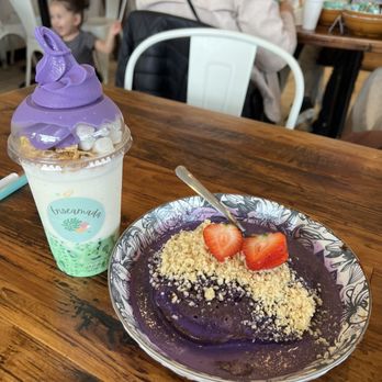 Enseamada Cafe - Ube pancake and halo halo - Filipino Near Me - Everett, Washington