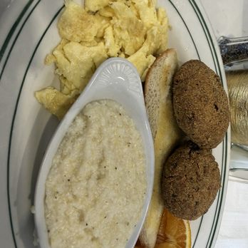 Flavor Table - Salmon Croquettes with grits and scrambled eggs - Cajun/Creole Near Me - Los Angeles, California Flavor Table - Salmon Croquettes with grits and scrambled eggs - Cajun/Creole Near Me - Los Angeles, California