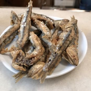 La Plata - Eat them heads and all! - Tapas/Small Plates Near Me - Barcelona, B