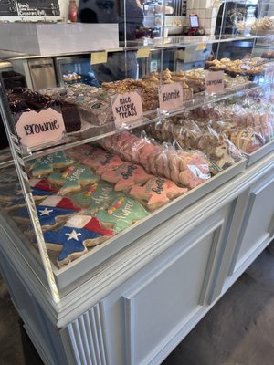 Hayley Cakes and Cookies by null