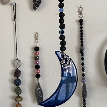 MyZenery - Blue agate moon - Gemstones & Minerals Near Me MyZenery - Blue agate moon - Gemstones & Minerals Near Me