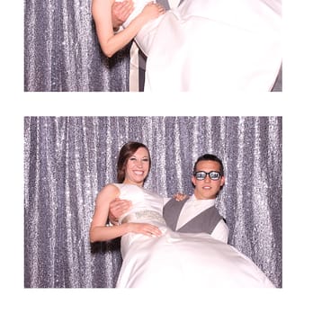 SisterSister Photo Booth - Photo Booth Rentals Near Me SisterSister Photo Booth - Photo Booth Rentals Near Me