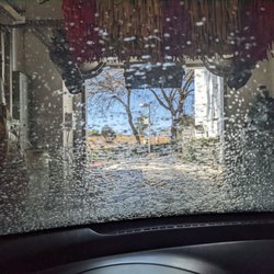 Santa Fe Shell - At the car wash...