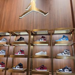 Shoe Palace - Classic