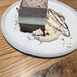 El Disparate - Desert three chocolates